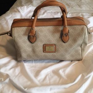 Guess purse